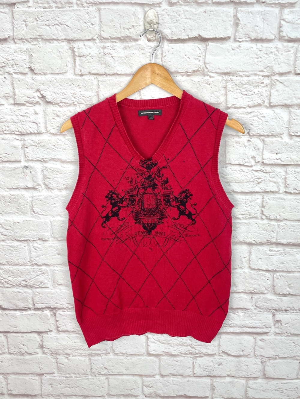 Express Y2K Lion Crest Red Argyle V-Neck Sweater Vest Size S